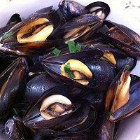 红酒焗贻貝的做法图解2
