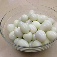 卤鸟蛋的做法图解1