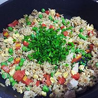 粒粒炒饭的做法图解7