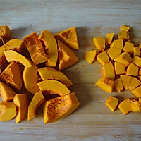 节后清肠进行时：胡萝卜南瓜糙米粥的做法图解2