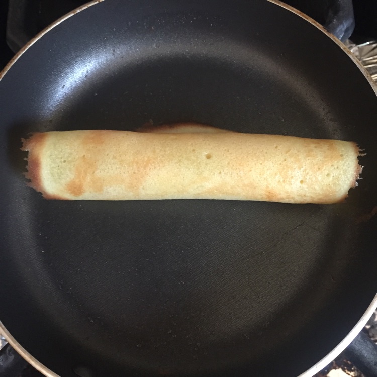 早餐-爆浆芝心鸡肉蛋卷的做法图解8