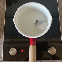 #宅家厨艺 全面来电#解暑红茶撞奶的做法图解3