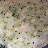 快手早餐葱香薄饼的做法图解8