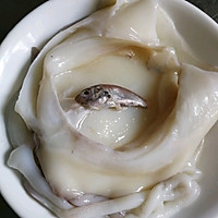 墨鱼烧鹌鹑蛋的做法图解1