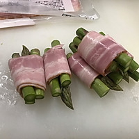 芦笋培根卷的做法图解1
