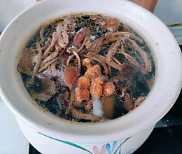 山药香菇乌鸡汤——营养美味的做法