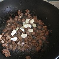 豌豆牛肉的做法图解5