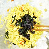 【香脆紫苏鲜虾鱼板面饼】#小虾创意料理#的做法图解5