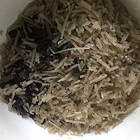 韭菜鸡蛋包子的做法图解2