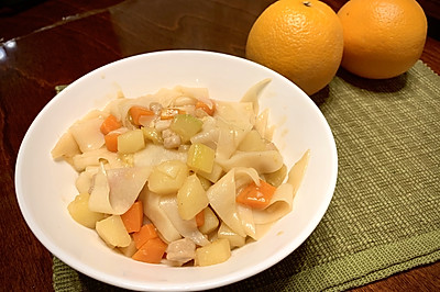 【主食】三蔬肉丁炒面片