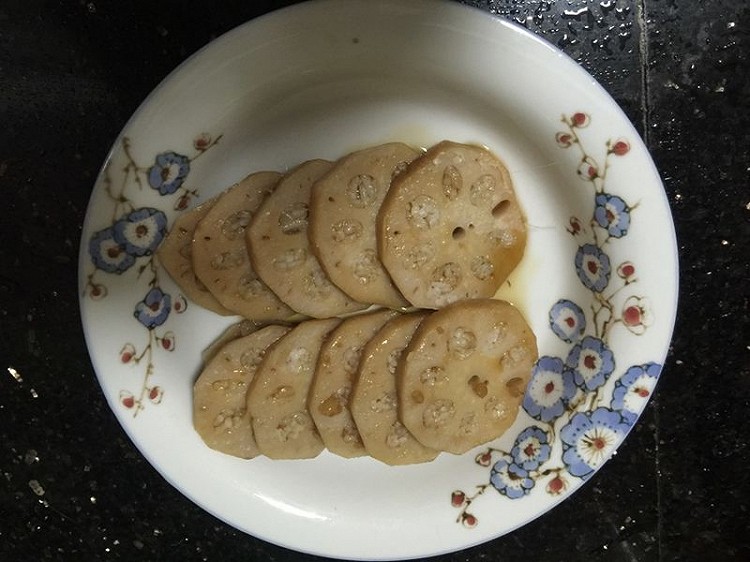 好吃又不腻的糯米糖莲藕的做法