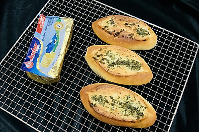 西洋香菜鲜奶面包