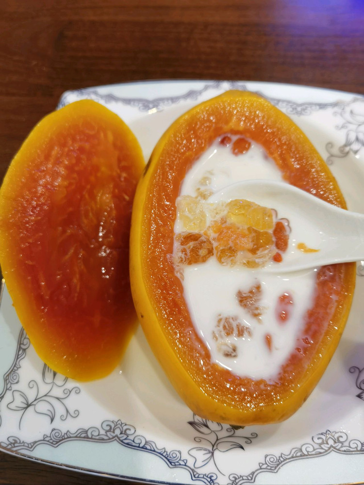 木瓜牛奶炖桃胶的做法
