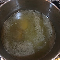 牛肉汤粉的做法图解1