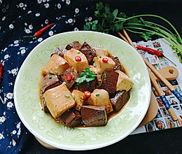 #憋在家里吃什么#鸭血烧豆腐的做法