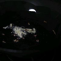 韭黄肉丝－肉丝滑嫩，韭黄鲜香的做法图解5