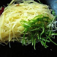 酸辣土豆丝的做法图解3