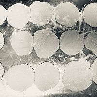 蒸韭菜肉包子的做法图解7