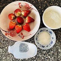 草莓方糕(宝宝的小零食)的做法图解1