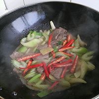 西芹炒猪肝的做法图解5