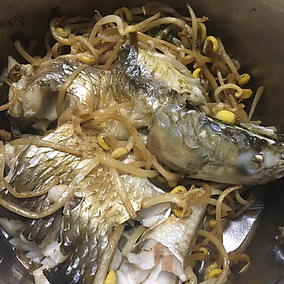 子鱼黄豆芽