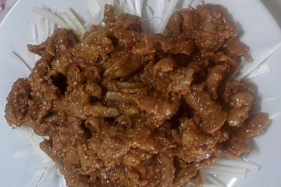 京酱肉丝小饼