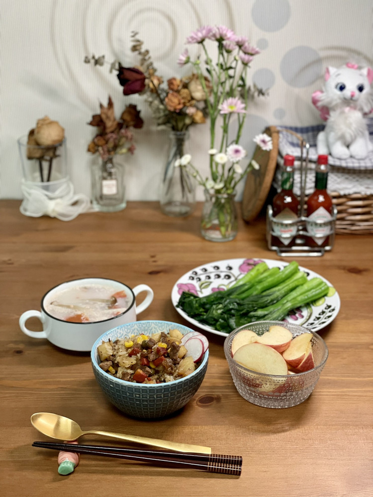 土豆牛肉焖藜麦饭的做法