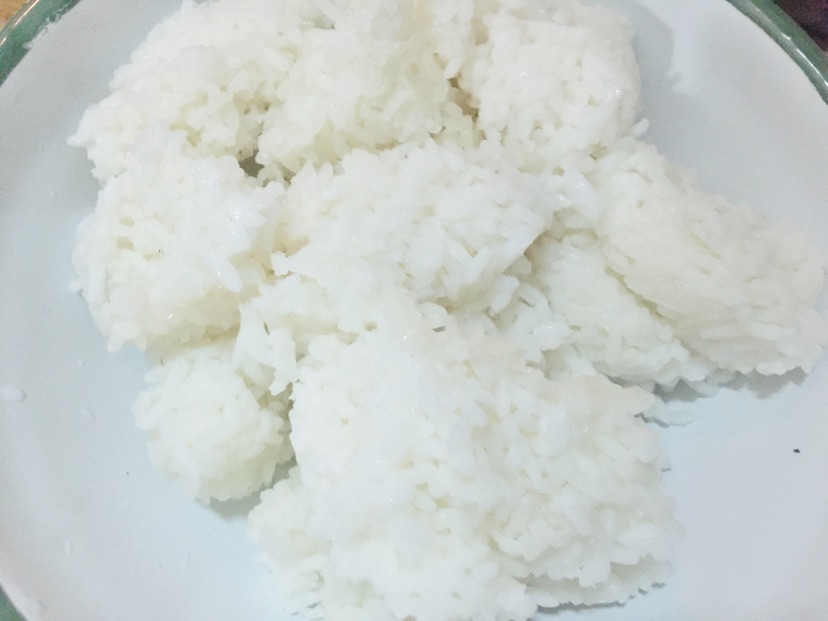 腊肠蛋炒饭#金龙鱼外婆乡小榨菜籽油#的做法图解3