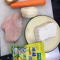 低脂鸡胸肉豆腐饼的做法图解1