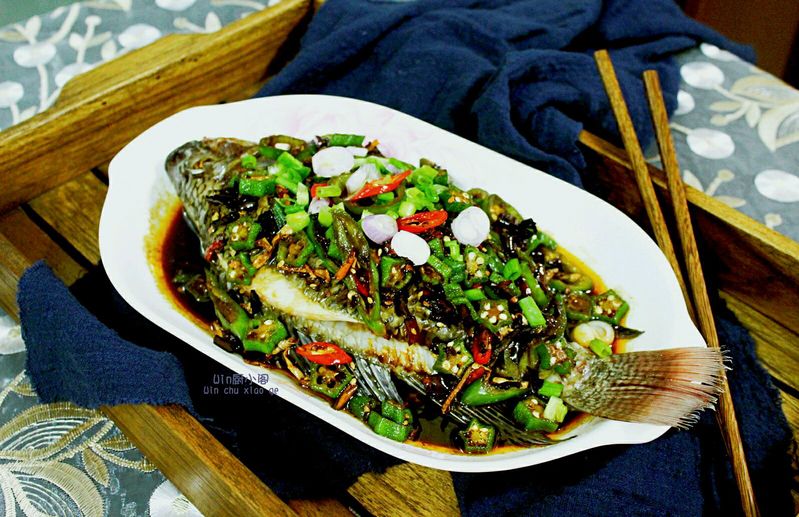 Fish in chili sauce with double peppers