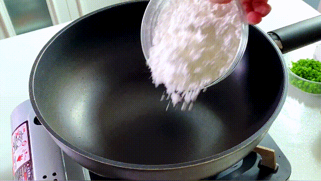 #每天学做一道菜#⭐豌豆凉粉⭐的做法图解1