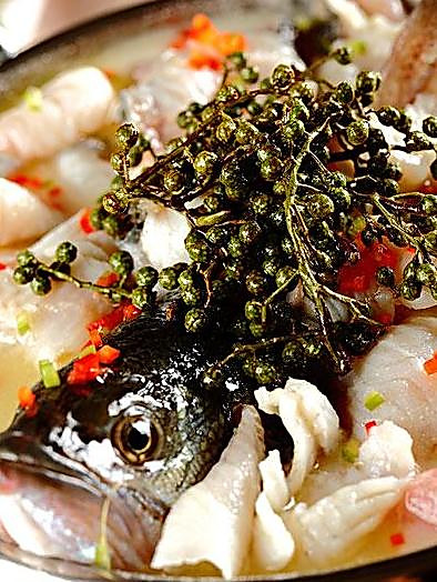 云南傣味酸汤鱼