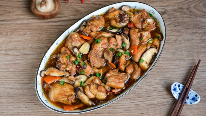 香菇蒸鸡腿