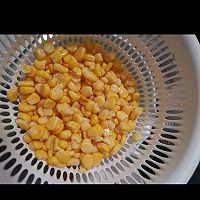 三色藜麦玉米色拉的做法图解4