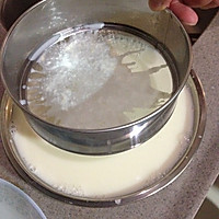 椰蓉牛奶椰汁糕的做法图解6