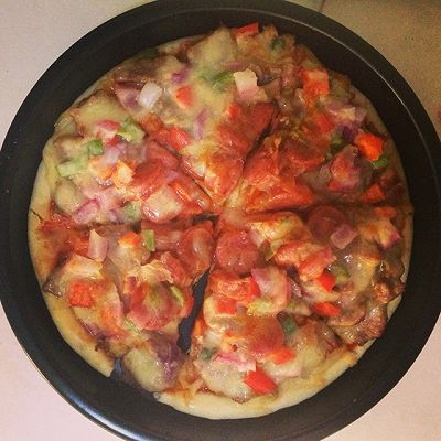 牛肉烤肠甜辣pizza