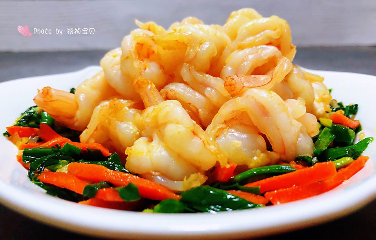 韭菜胡萝卜炒虾仁的做法