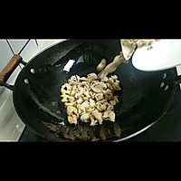 炒鸡好吃的干锅肥肠的做法图解9