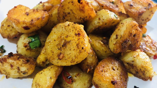 #美味烤箱菜，就等你来做！#椒盐小土豆的做法