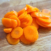 西兰花焖豆腐的做法图解1