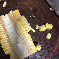 巧剥玉米粒的做法图解6