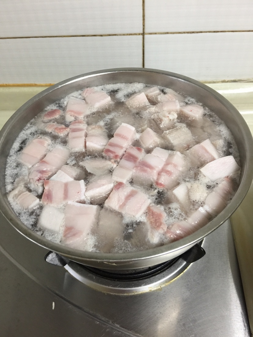 私厨红烧肉的做法图解1
