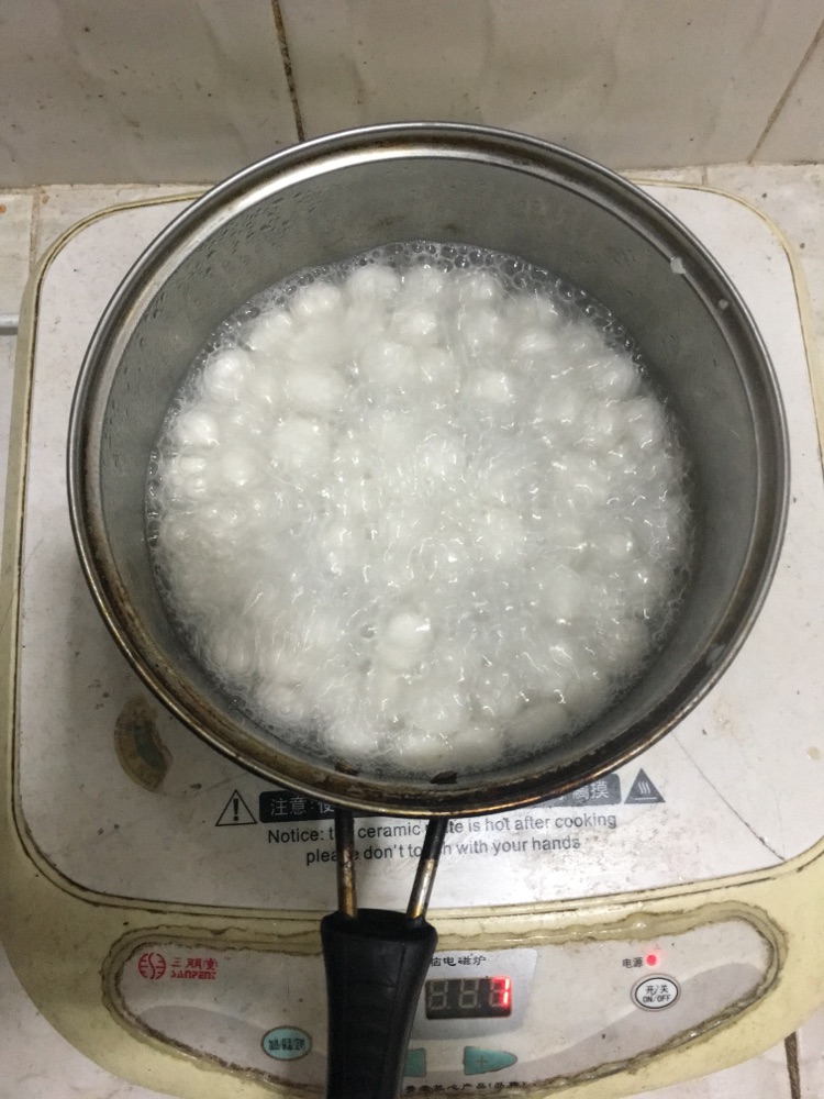 酒酿小圆子的做法图解2