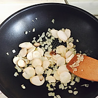 奶油蘑菇鸡汤意面的做法图解4