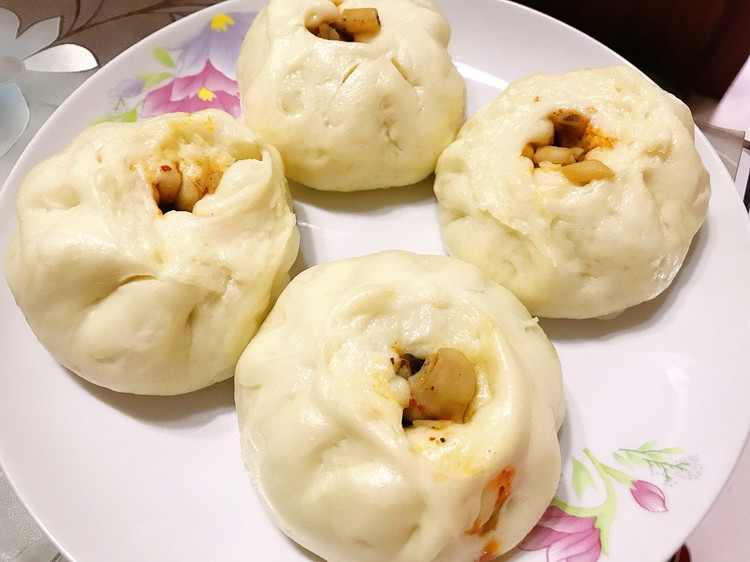 麻辣素菇包的做法
