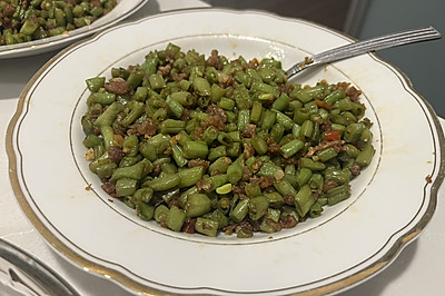 豆角炒肉末