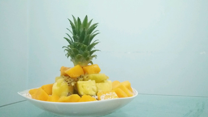 菠萝芒果沙拉