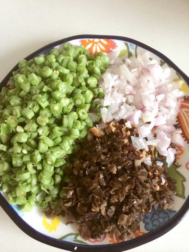 豆腐包?豆角包的做法图解1