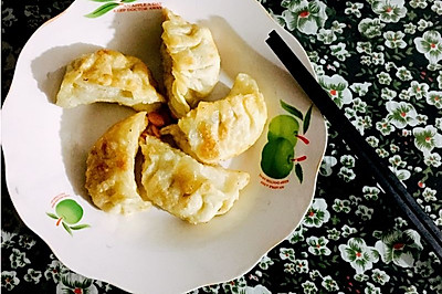 芝士饺子