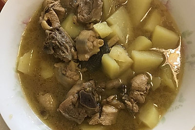 土豆炖鸡